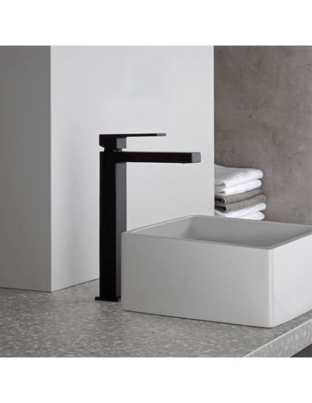 Rubinetto Miscelatore monoforo per lavabo alto serie Kley YO Jacuzzi con piletta click clack inclusa 0KLYO493JA00 nero opaco ...