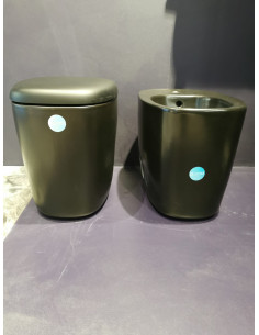 Set sanitari bagno Vitra serie Plural vaso bidet e coprisedile slim duroplast nero opaco *Prodotto in esposizione - Kallea 2