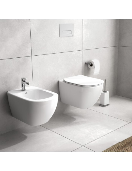 Sanitari sospesi Ideal Standard serie Tesi vaso cod. T354601 AquaBlade® bidet cod. T355201 in ceramica bianca con sedile slim...