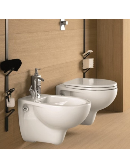 Sanitari sospesi Geberit serie Colibrì vaso a cacciata bidet monoforo in ceramica sedile e rubinetterie non inclusi - Kallea