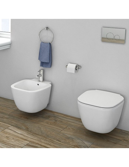 Sanitari sospesi Rak serie One vaso cod.ONWC00003 scarico a parete con brida bidet cod.ONBI00002 sedile e rubinetteria non in...